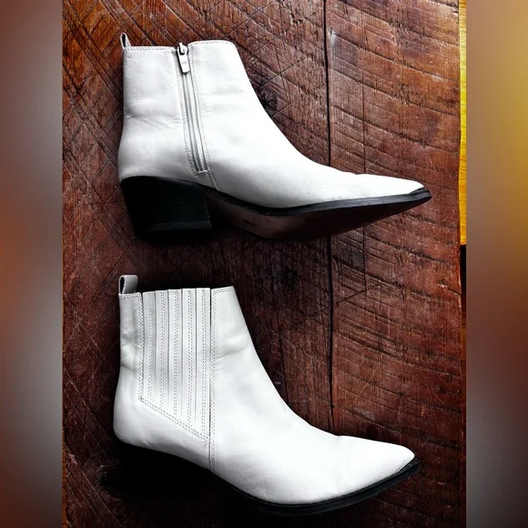 Marc Fisher White Western Booties - Picture 3 of 7